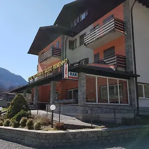 Hotel Ristorante Sasso Remenno, Val Masino